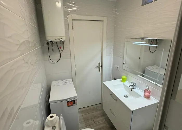 Apart-hotel Cristianos Port Royal New 3*